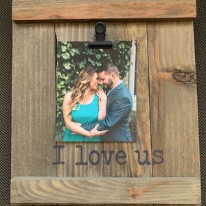 I LOVE US Wooden Picture Display